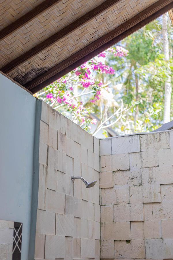 Villa Ume Tenang Nusa Penida Luaran gambar